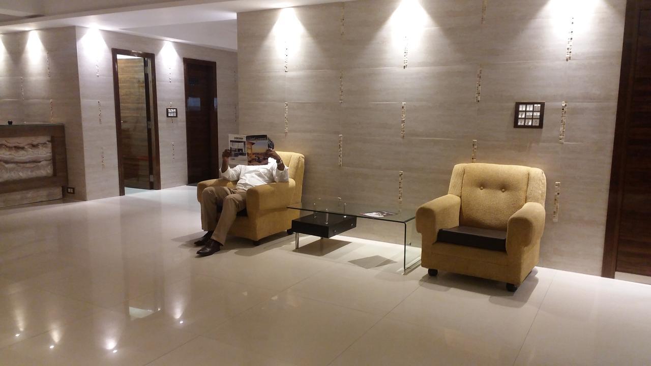 Hotel Ananya Calcutta Buitenkant foto